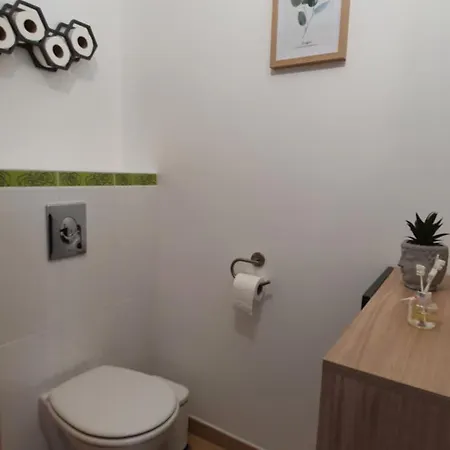 Appartement Privée Avec Terrasse Et Jardin