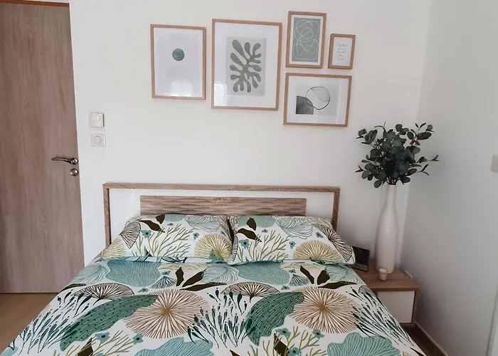 Privée Avec Terrasse Et Jardin