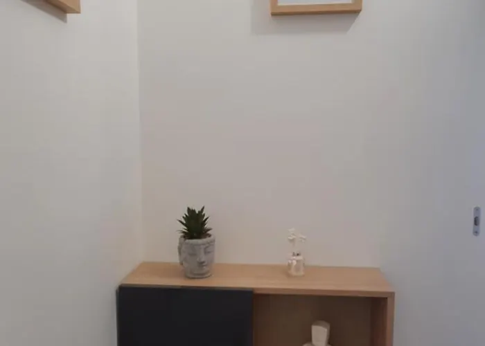 Appartement Privée Avec Terrasse Et Jardin